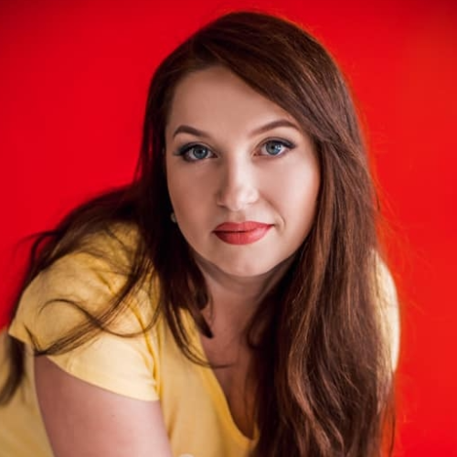 Спікер:   - Заступниця директора з НВР ліцею №80 м. Львова, координаторка Інституту суспільних ініціатив (консультант/учитель) 